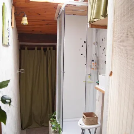Petit Atypique Et Cosy En Provence Holiday home