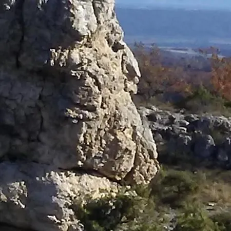 Petit Atypique Et Cosy En Provence