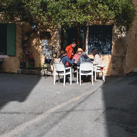 Petit Atypique Et Cosy En Provence Holiday home