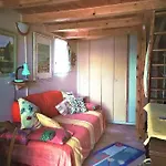 Petit Atypique Et Cosy En Provence Сasa de vacaciones Saint-Étienne-les-Orgues