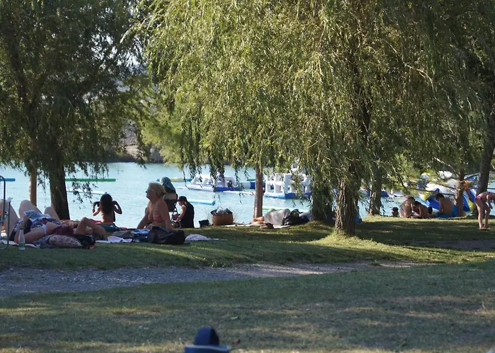 Petit Atypique Et Cosy En Provence *