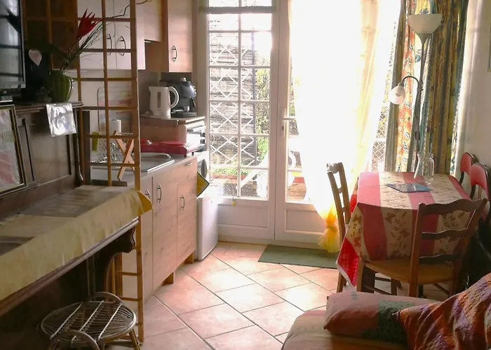 Casa de Férias Petit Atypique Et Cosy En Provence *