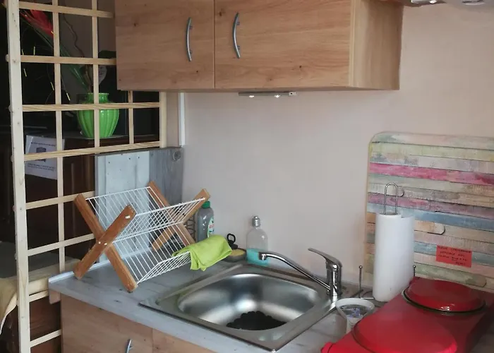 Petit Atypique Et Cosy En Provence *